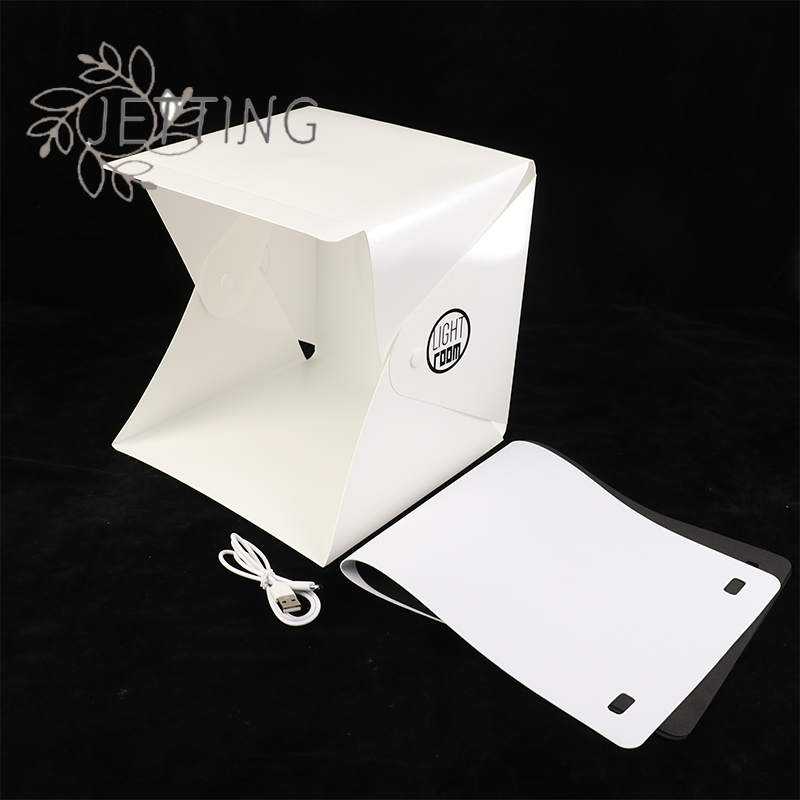 Profesjonalna fotografia, LED- – Lighting In Photography Studio recenzja i cena